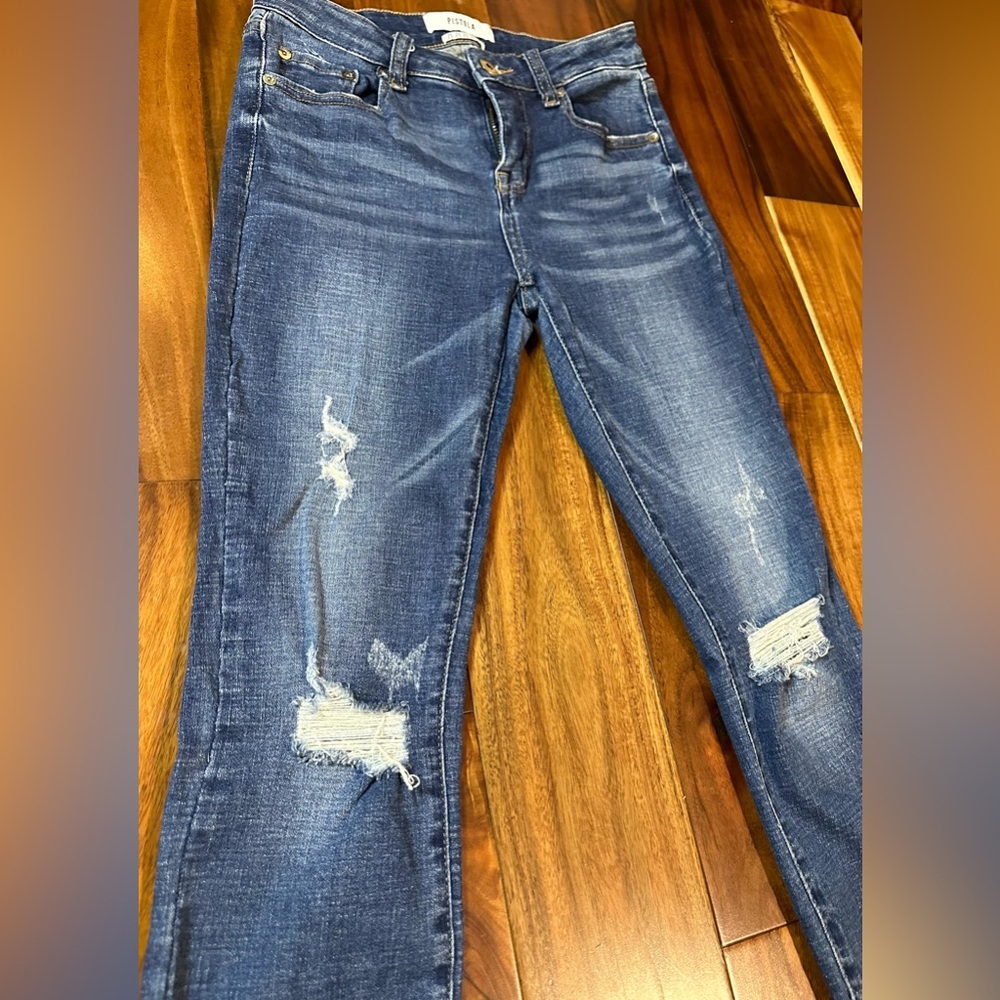 Pistola Distressed Skinny Jeans - Picture 2 of 9